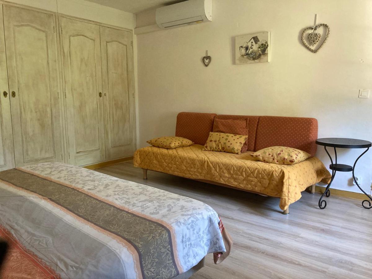 فيلا Domaine De La Provenc'Ane ساليرنيس المظهر الخارجي الصورة